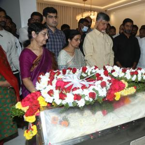 Celebs Pay Homage to Nandamuri Tarakaratna