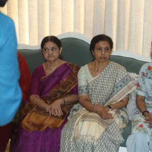 Celebs Pay Homage to Nandamuri Tarakaratna