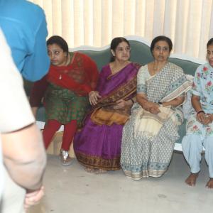 Celebs Pay Homage to Nandamuri Tarakaratna