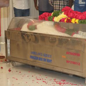 Celebs Pay Homage to Nandamuri Tarakaratna