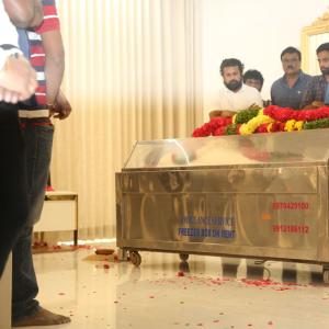 Celebs Pay Homage to Nandamuri Tarakaratna
