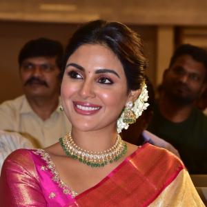 Samyuktha Latest Pics in Traditonal Saree