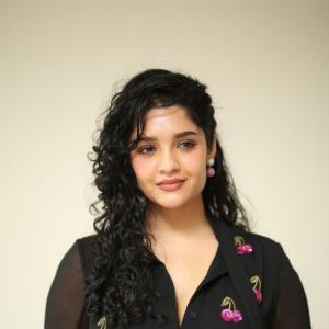 Ritika Singh Latest Photoshoot
