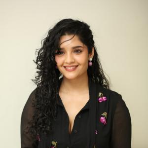 Ritika Singh Latest Photoshoot