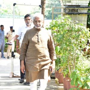 Celebs Pay Homage to Krishna Garu-2