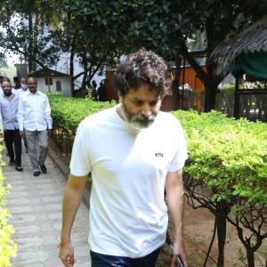 Celebs Pay Homage to Krishna Garu-2