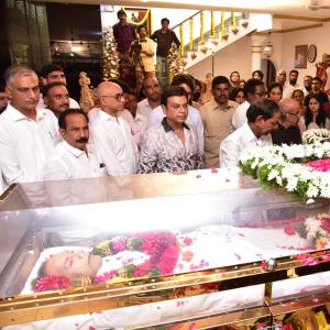 Celebs Pay Homage to Krishna Garu-2