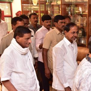 Celebs Pay Homage to Krishna Garu-2