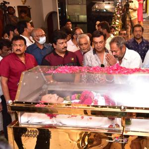 Celebs Pay Homage to Krishna Garu-3