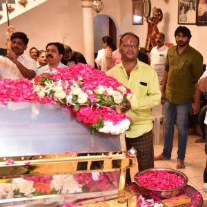 Celebs Pay Homage to Krishna Garu-3