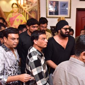 Celebs Pay Homage to Krishna Garu-3