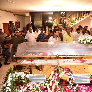 Celebs Pay Homage to Krishna Garu-4