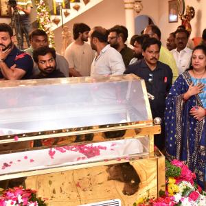 Celebs Pay Homage to Krishna Garu-4