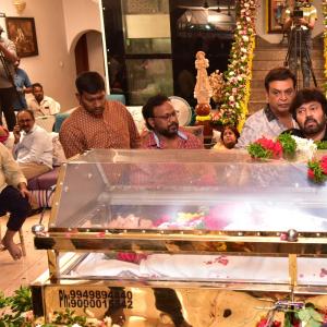 Celebs Pay Homage to Krishna Garu-4
