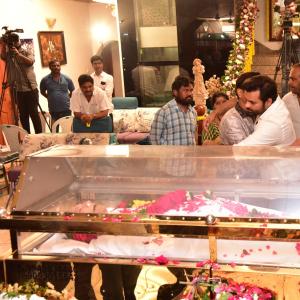 Celebs Pay Homage to Krishna Garu-4