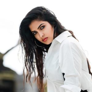 Divi Vadthya Latest Photoshoot