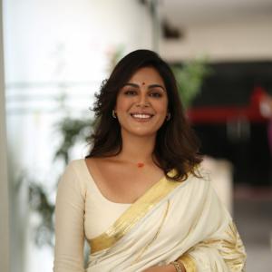 Samyuktha Menon Latest Pics