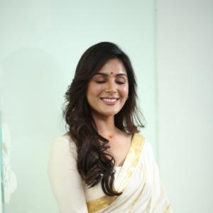 Samyuktha Menon Latest Pics