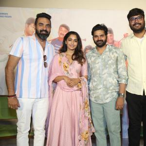 Samajavaragamana Movie Teaser Launch