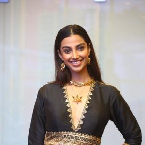 Actress Meenakshi Chaudhary Latest Photos