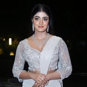 Dimple Hayathi Recent Pics