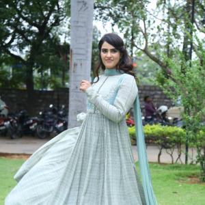 Actress Kavya Thapar Latest Photos