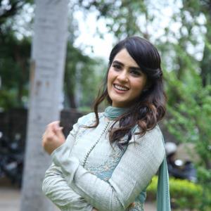 Actress Kavya Thapar Latest Photos