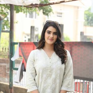 Actress Kavya Thapar Latest Photos