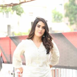 Actress Kavya Thapar Latest Photos