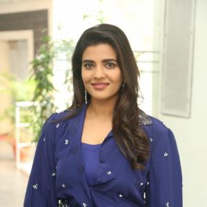 Actress Aishwarya Rajesh Latest Photos