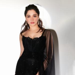 Tamannaah Bhatia Sizzling Photos