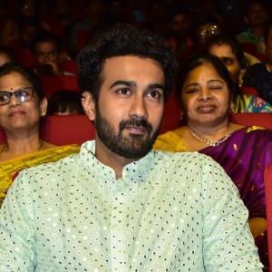 Anni Manchi Sakunamule Movie Pre-Release Event