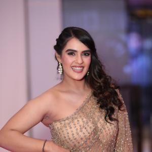 Actress Kavya Thapar Latest Photos