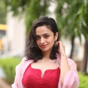 Actress Malavika Nair Latest Photos