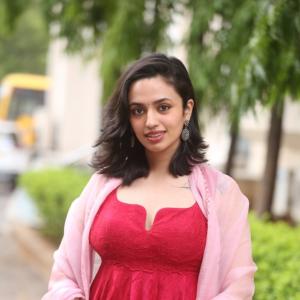 Actress Malavika Nair Latest Photos