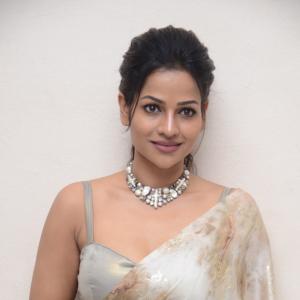 Actress Nisha Latest Photos