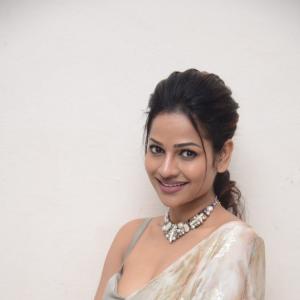 Actress Nisha Latest Photos
