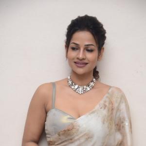 Actress Nisha Latest Photos