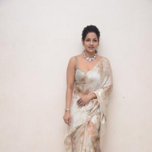 Actress Nisha Latest Photos