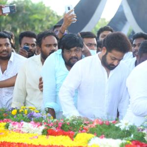 Jr Ntr and Balakrishna Visits NTR Ghat