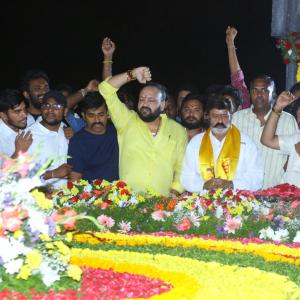 Jr Ntr and Balakrishna Visits NTR Ghat