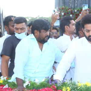 Jr Ntr and Balakrishna Visits NTR Ghat