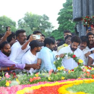 Jr Ntr and Balakrishna Visits NTR Ghat