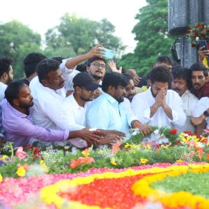Jr Ntr and Balakrishna Visits NTR Ghat