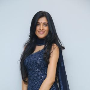 Actress Geethika Tiwary Latest Photos