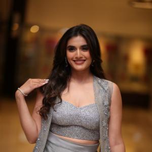 Actress Divyansha Kaushik Latest Photos