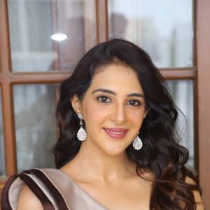 Actress Arshin Mehta Latest Photos