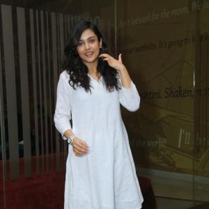 Actress Misthi Chakraborthy Latest Photos