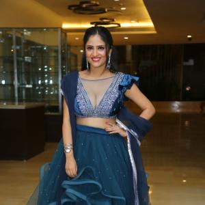 Actress Sanya Thakur Latest photos