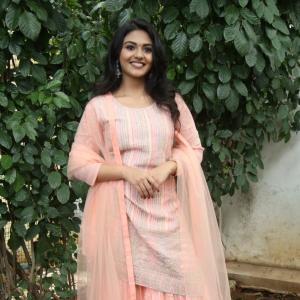 Actress Nayan Sarika Latest Photos